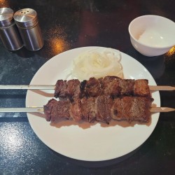 Қўй қирқма шашли